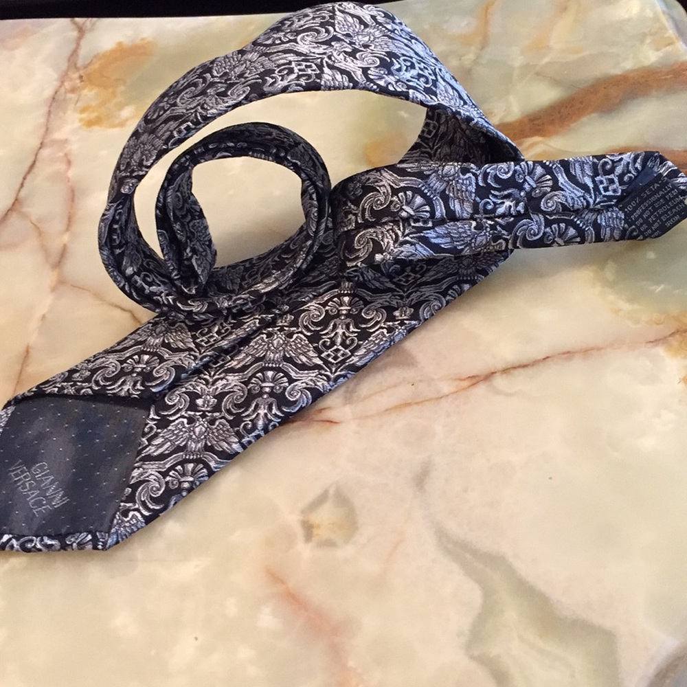 Versace Tie - Picture 4 of 8